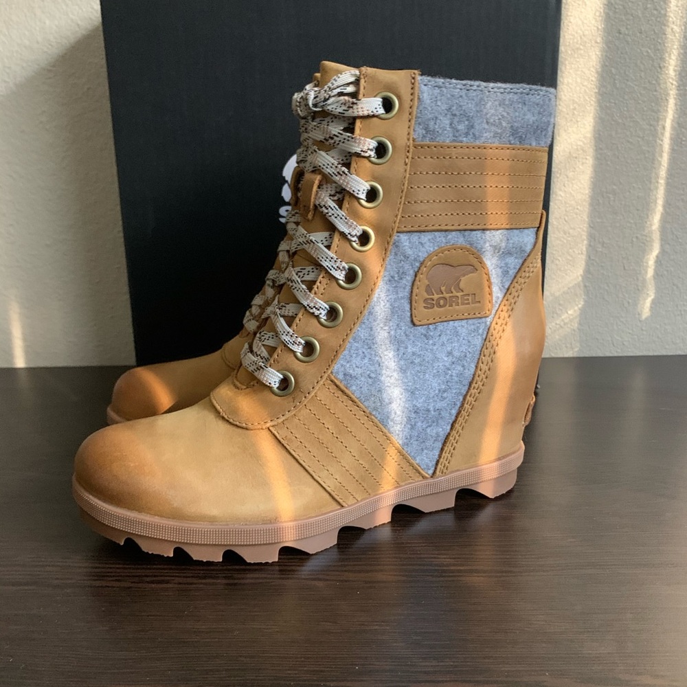 Sorel Lexie wedge boots booties NWB brown grey - Picture 4 of 7